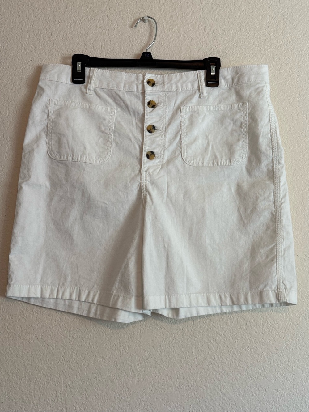 Lee White High-Rise Button-Front Cotton Shorts
